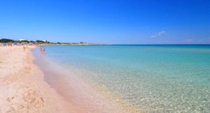 Какие пляжи с белым песком в Крыму